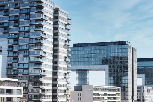 起重机房_ 结构_ 科隆_ 现代的_ 建造_ 彩色玻璃窗户_ 现代建筑_ 房子 (1).jpg